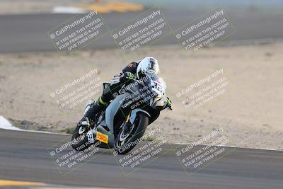 media/Sep-24-2022-CVMA (Sat) [[a45f954247]]/Race 15 500 Supersport-350 Supersport/